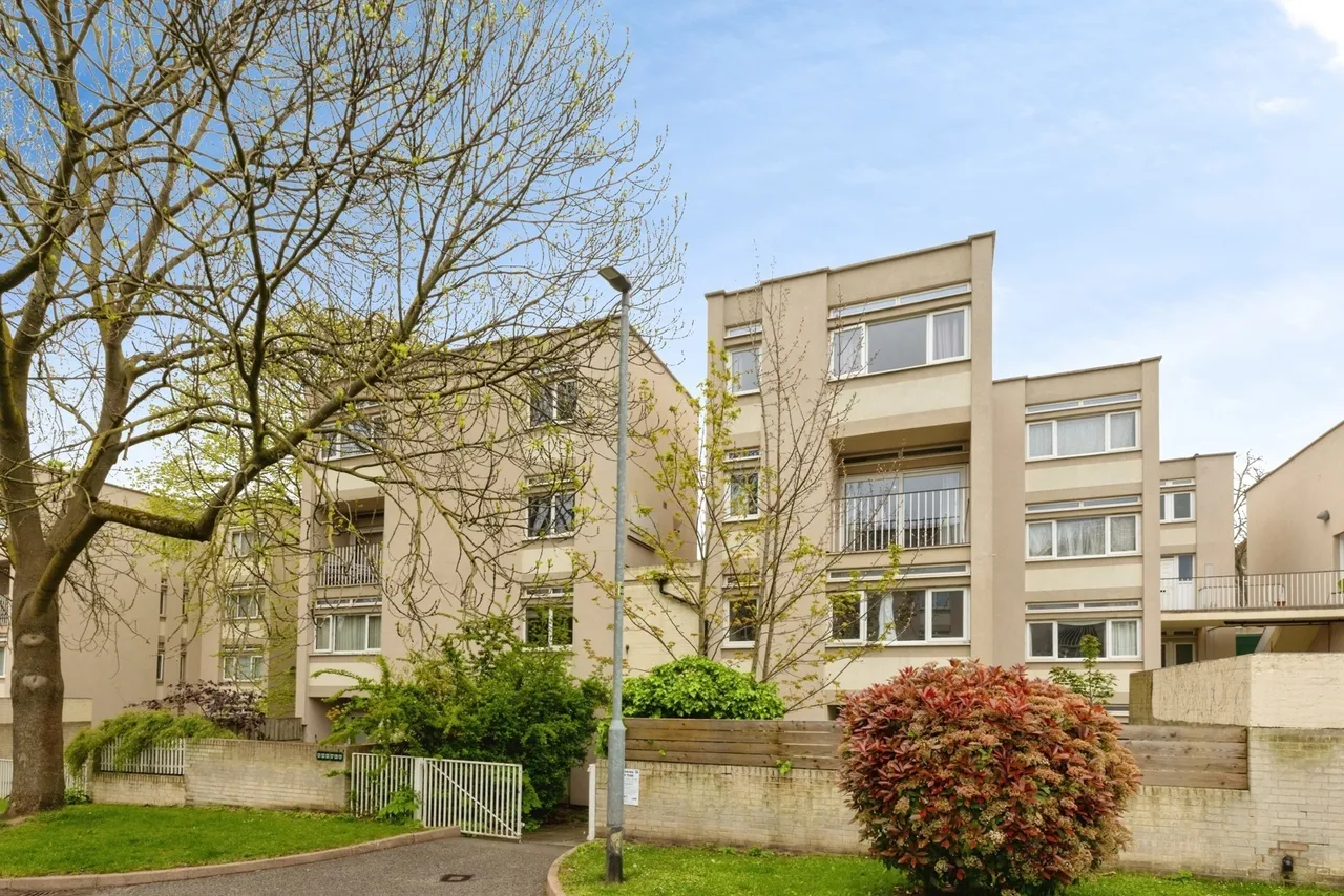 5 bed flat for sale — Victoria Rise, London, SW4