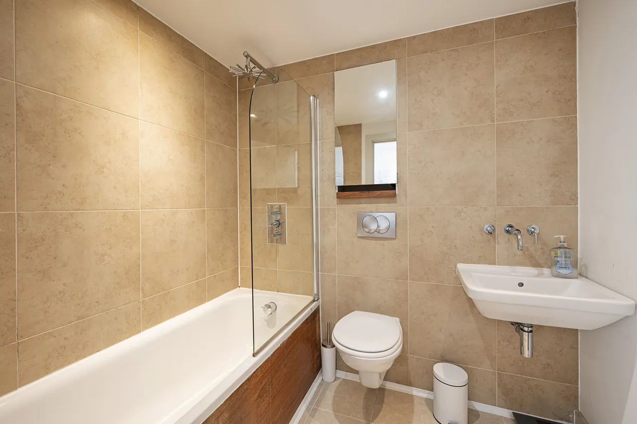 Unit 6 Micawber Wharf, Micawber Street, London, photo 5