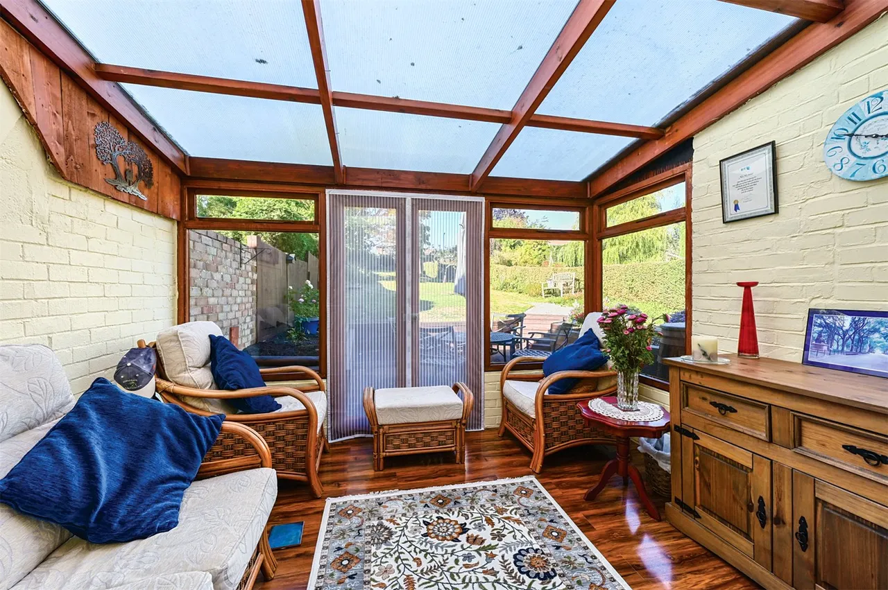 Evelyn Avenue, Aldershot, Hampshire, GU11 3QB, photo 8