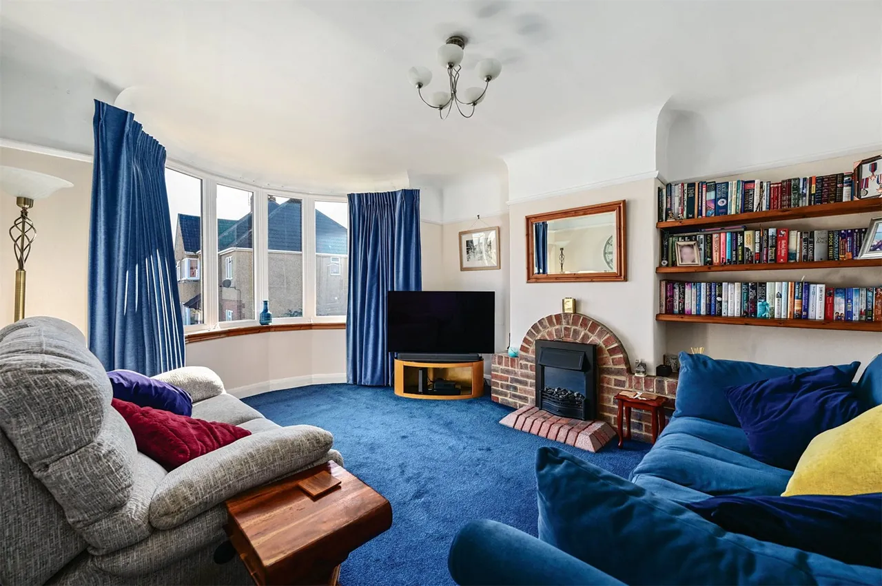 Evelyn Avenue, Aldershot, Hampshire, GU11 3QB, photo 3