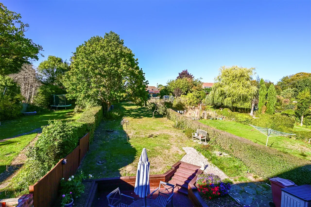 Evelyn Avenue, Aldershot, Hampshire, GU11 3QB, photo 6