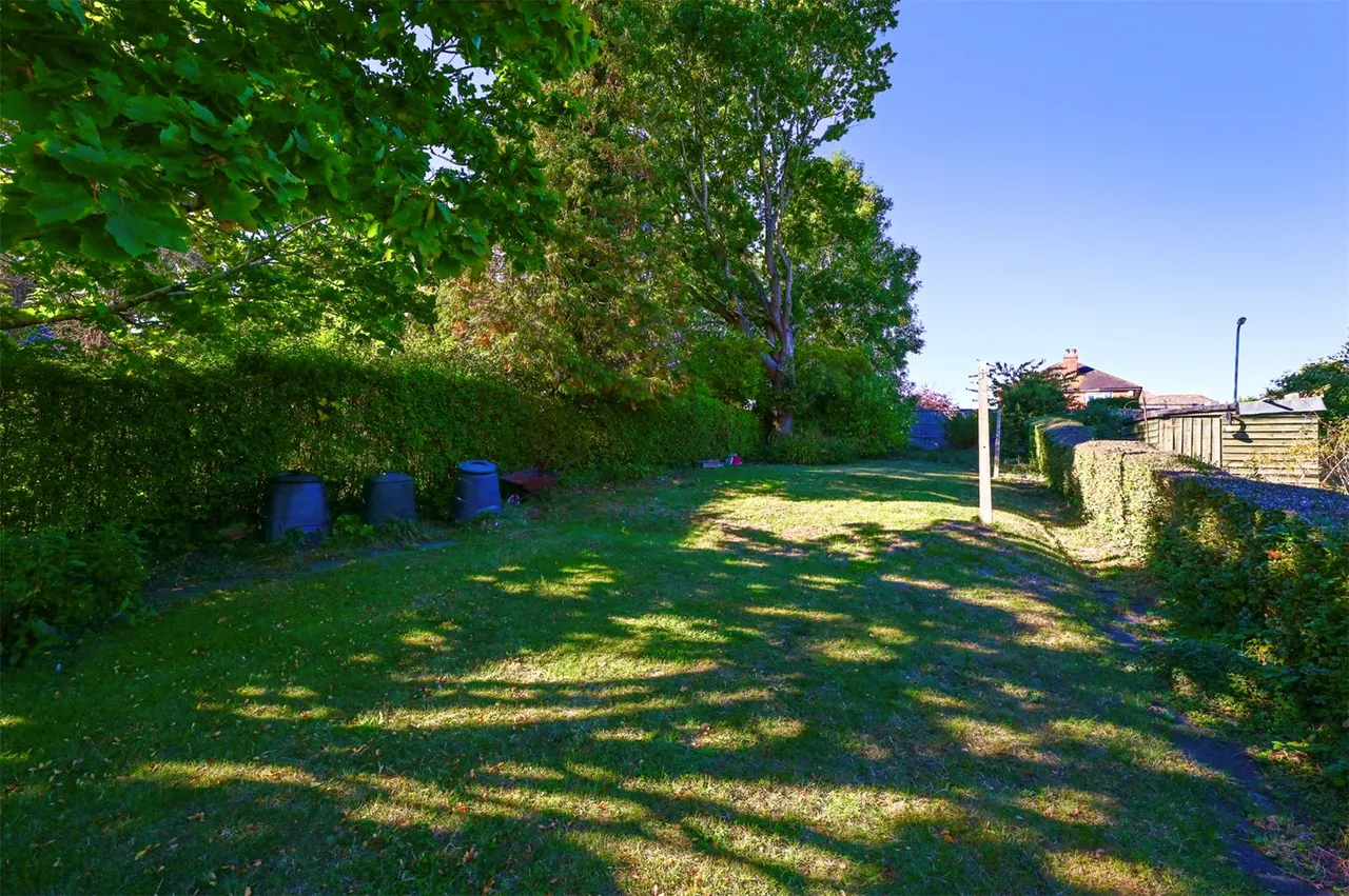 Evelyn Avenue, Aldershot, Hampshire, GU11 3QB, photo 11