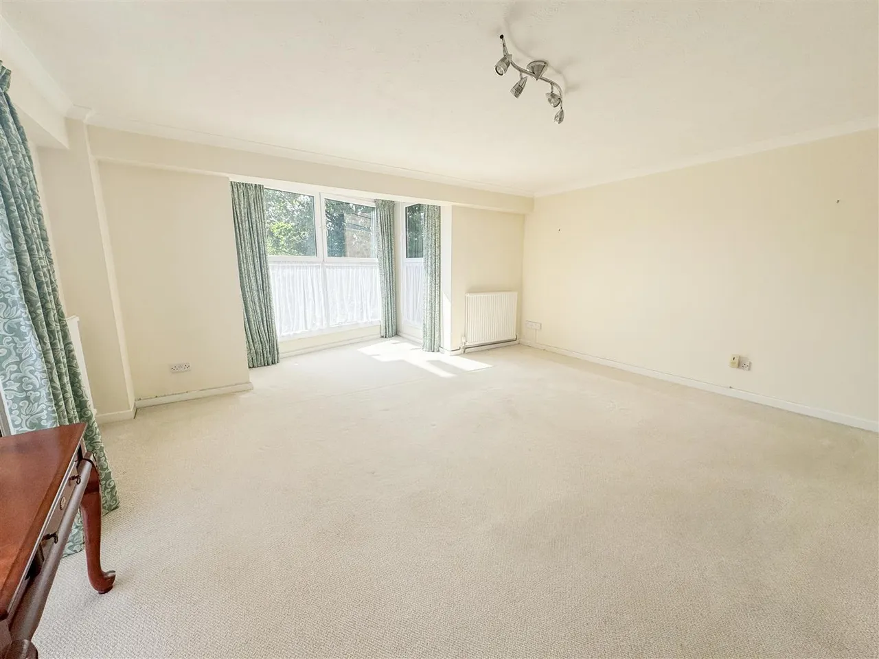 Cumberland Gardens, St. Leonards-On-Sea, TN38 0QP, photo 4