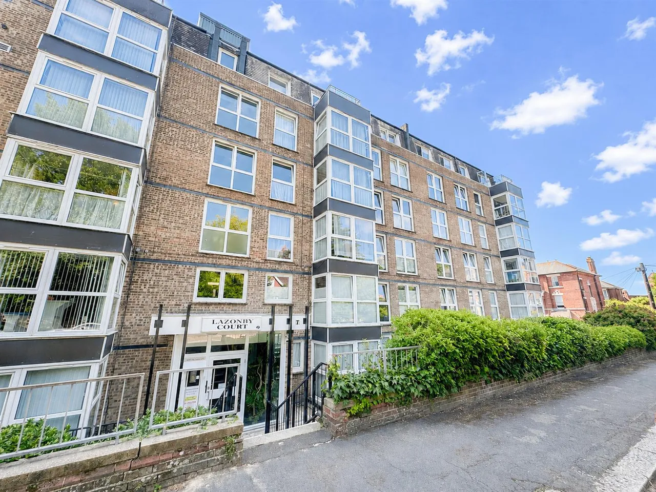 2 bed flat for sale — Cumberland Gardens, St. Leonards-On-Sea, TN38 0QP
