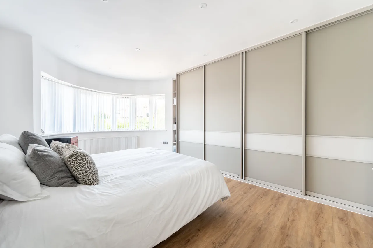 15 Bryan Avenue, London, photo 4