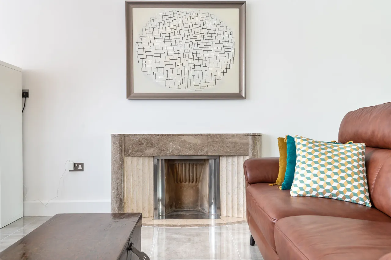 15 Bryan Avenue, London, photo 8