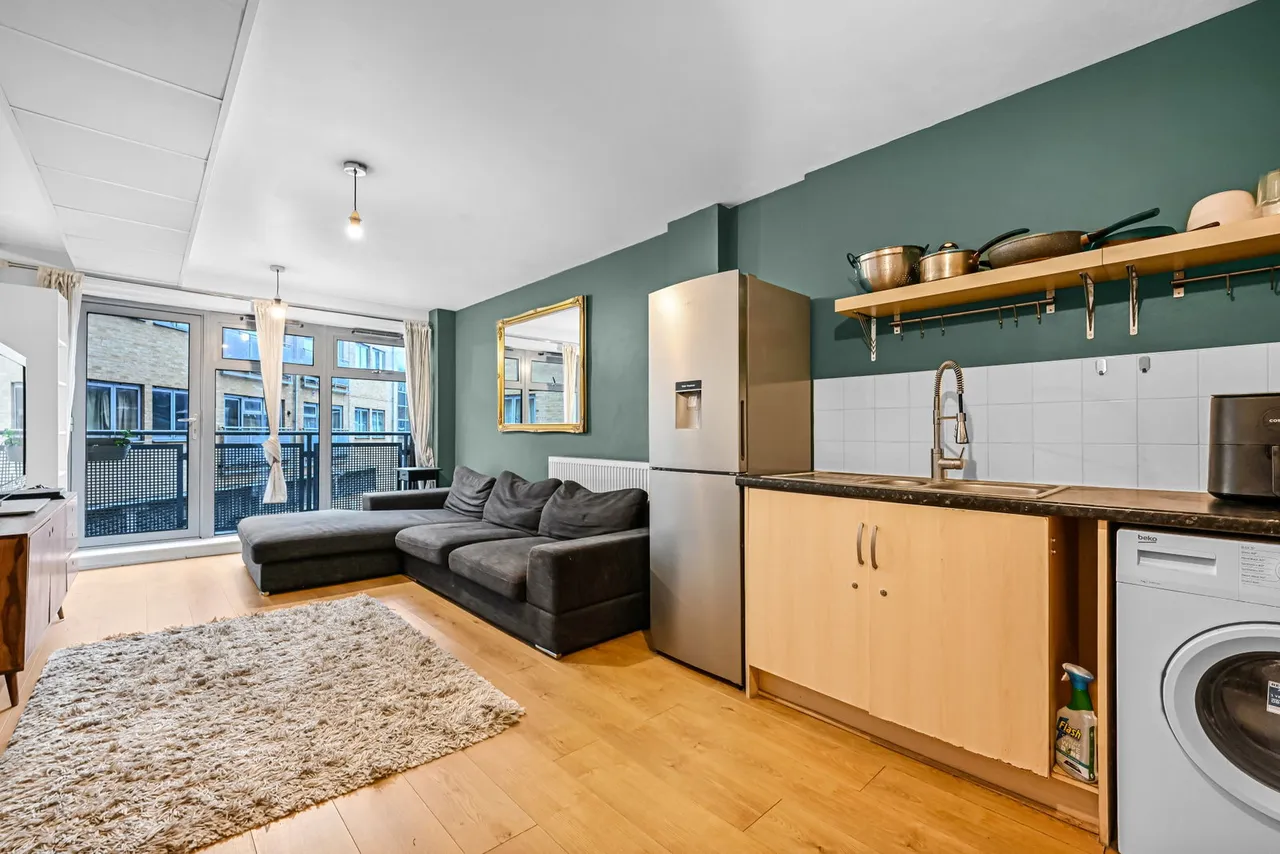 Norwood Road, London, SE27, photo 2