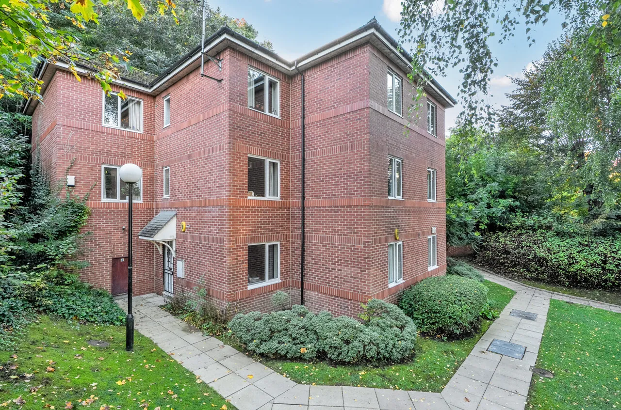 Meanwood Road, Meanwood, LS7, photo 4