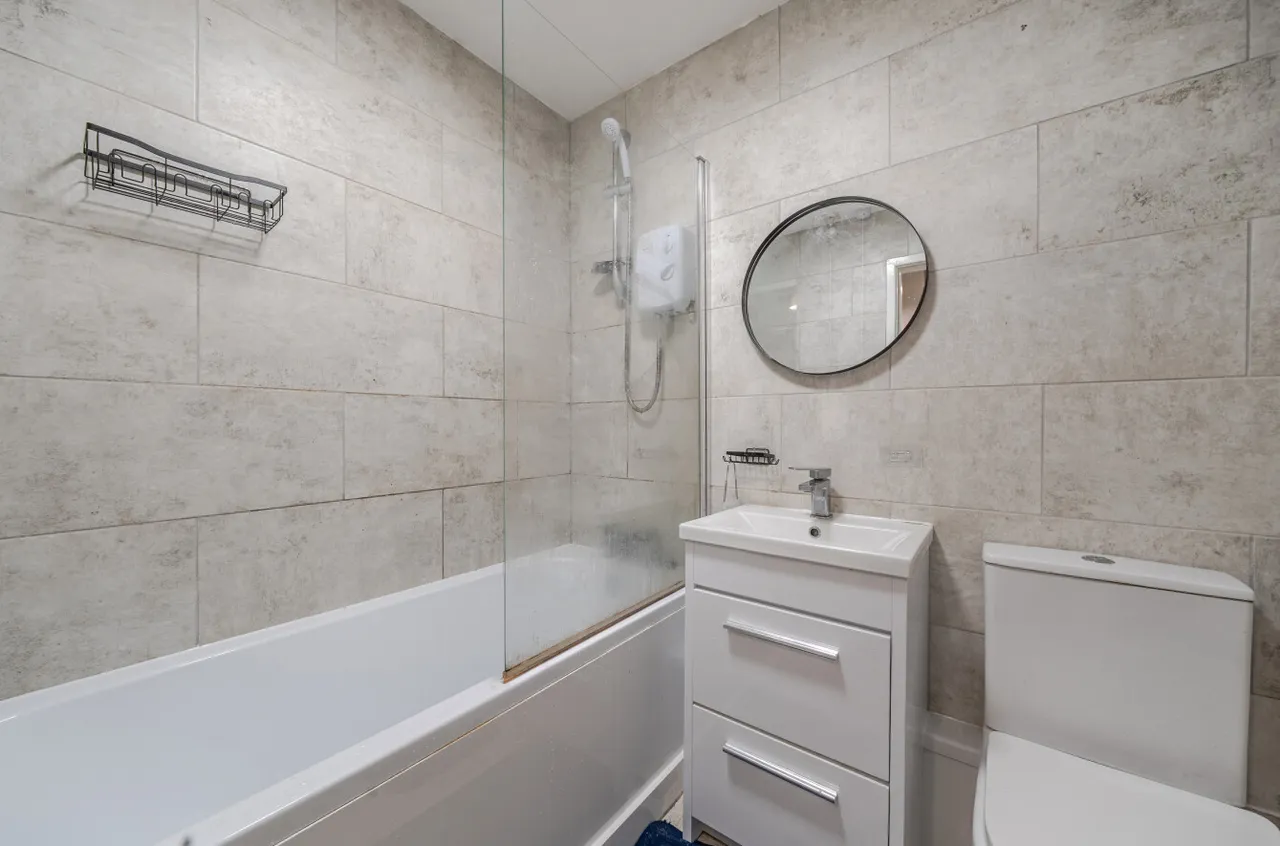 Meanwood Road, Meanwood, LS7, photo 15