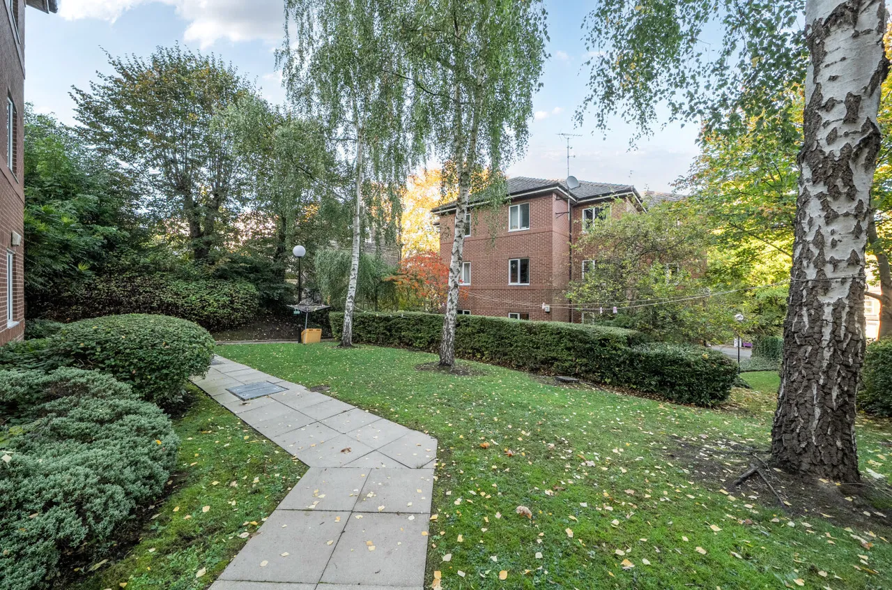 Meanwood Road, Meanwood, LS7, photo 17