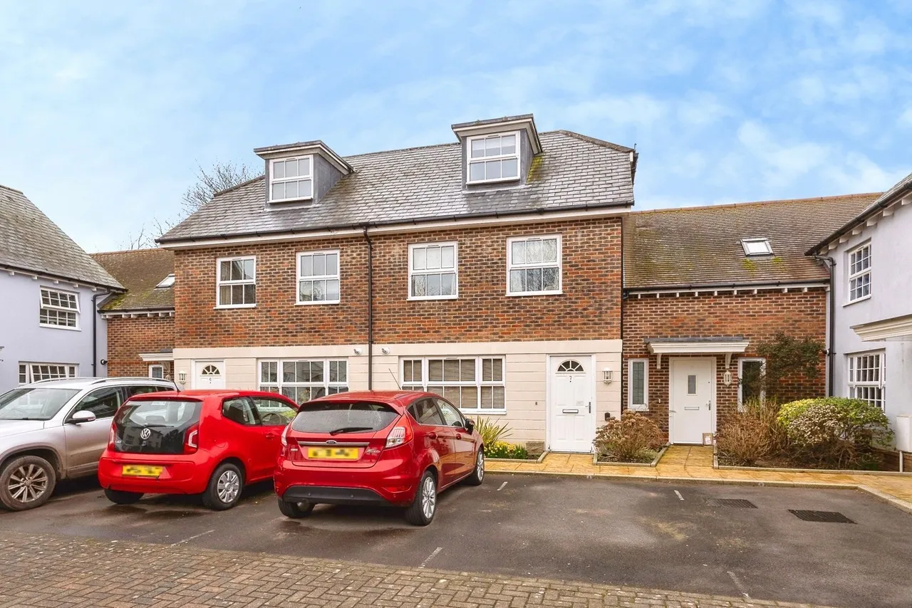 3 bed house for sale, Stein Road, Emsworth, PO10
