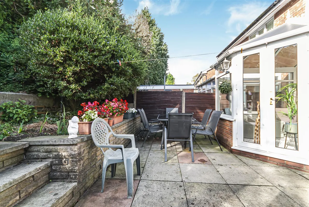 Leyton Drive, Bury, BL9, photo 3