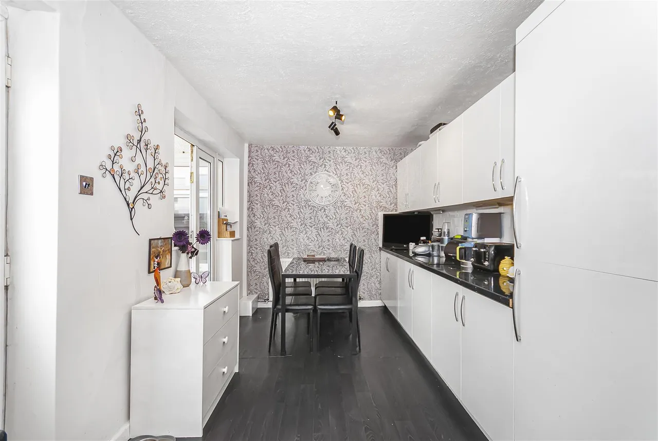 Leyton Drive, Bury, BL9, photo 6