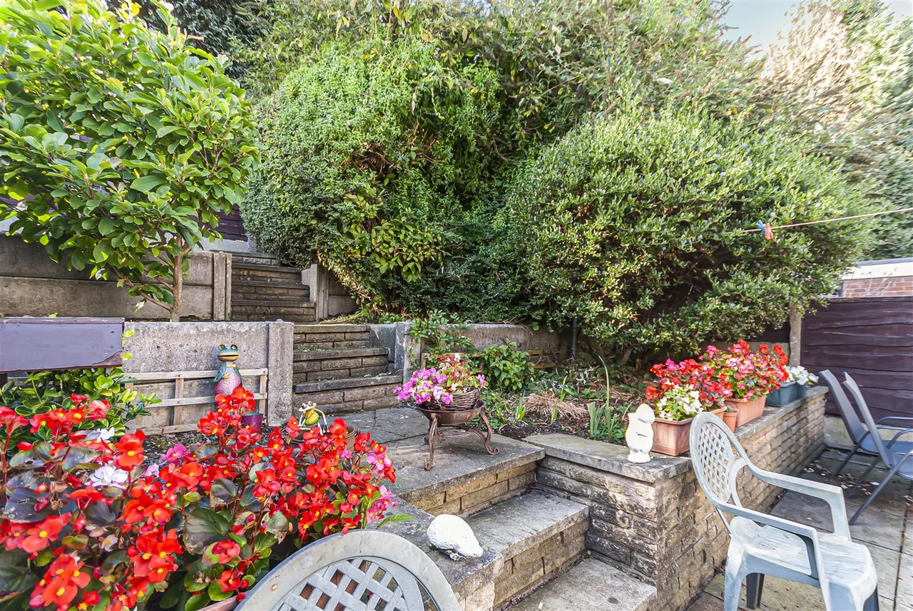 Leyton Drive, Bury, BL9, photo 18