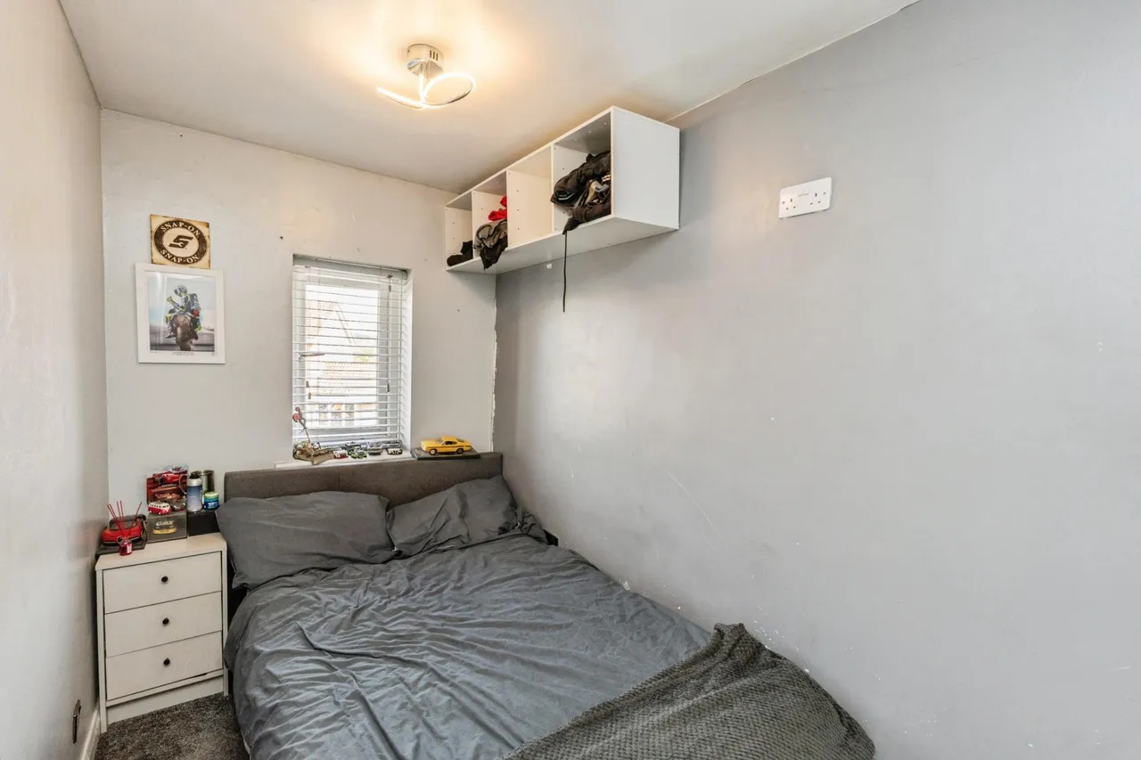 Amber Gardens, Wigan, WN2, photo 18