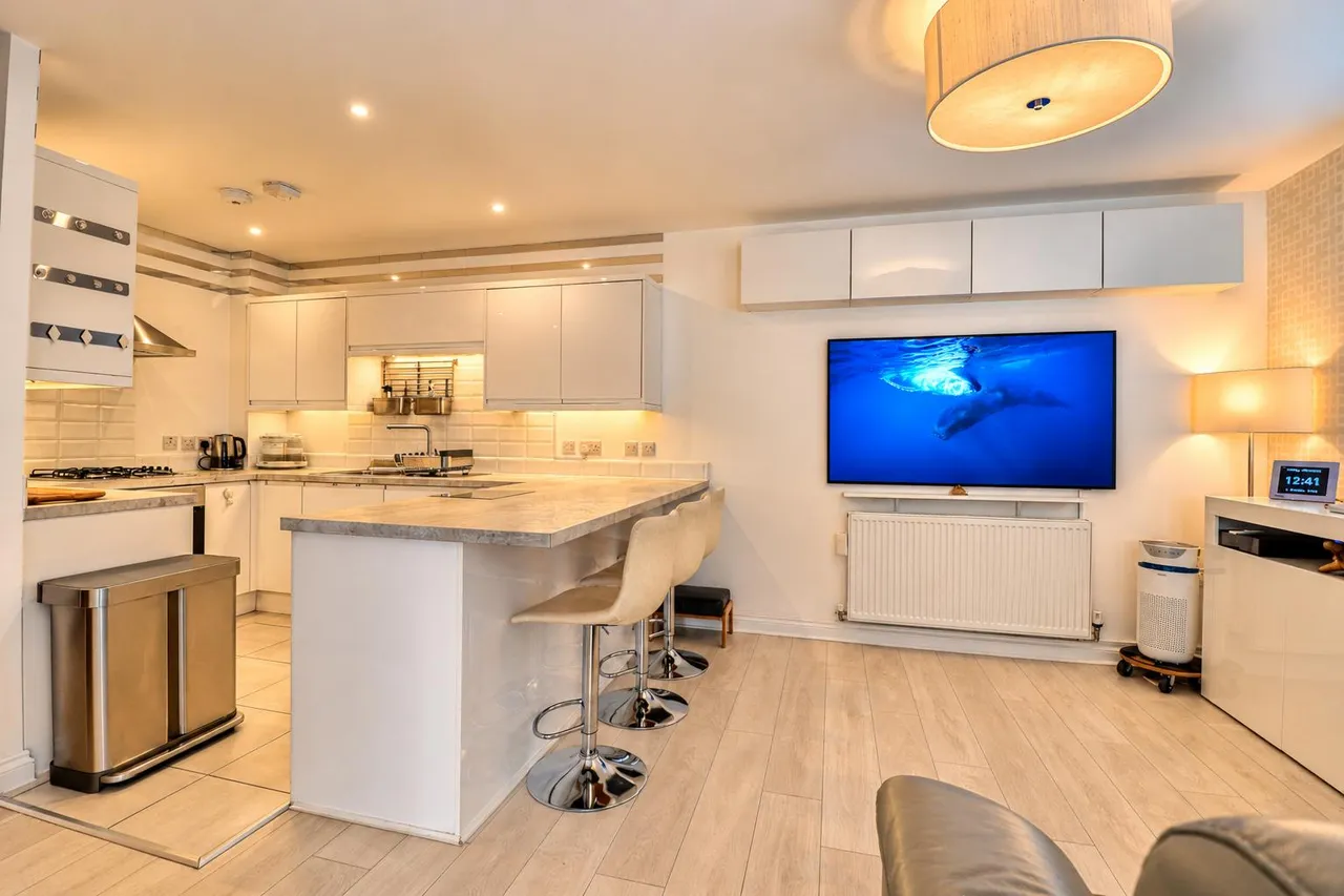 2 bed flat for sale, Havelock Gardens, Leicester, LE4