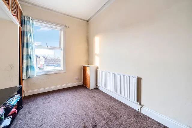Alpha Street South, Slough, SL1, photo 4