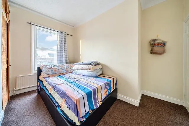 Alpha Street South, Slough, SL1, photo 5