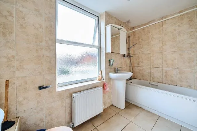 Alpha Street South, Slough, SL1, photo 10