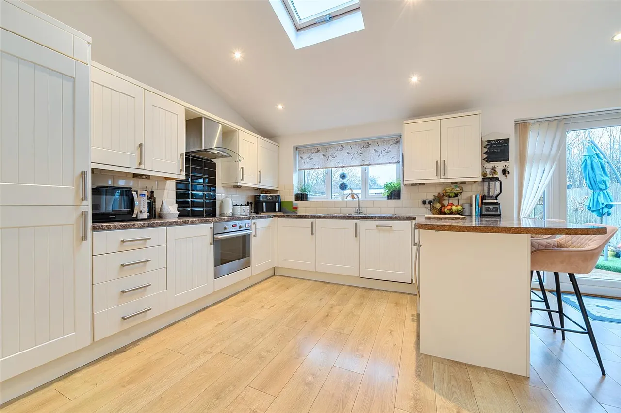 Windmill Grove, Portchester, photo 11