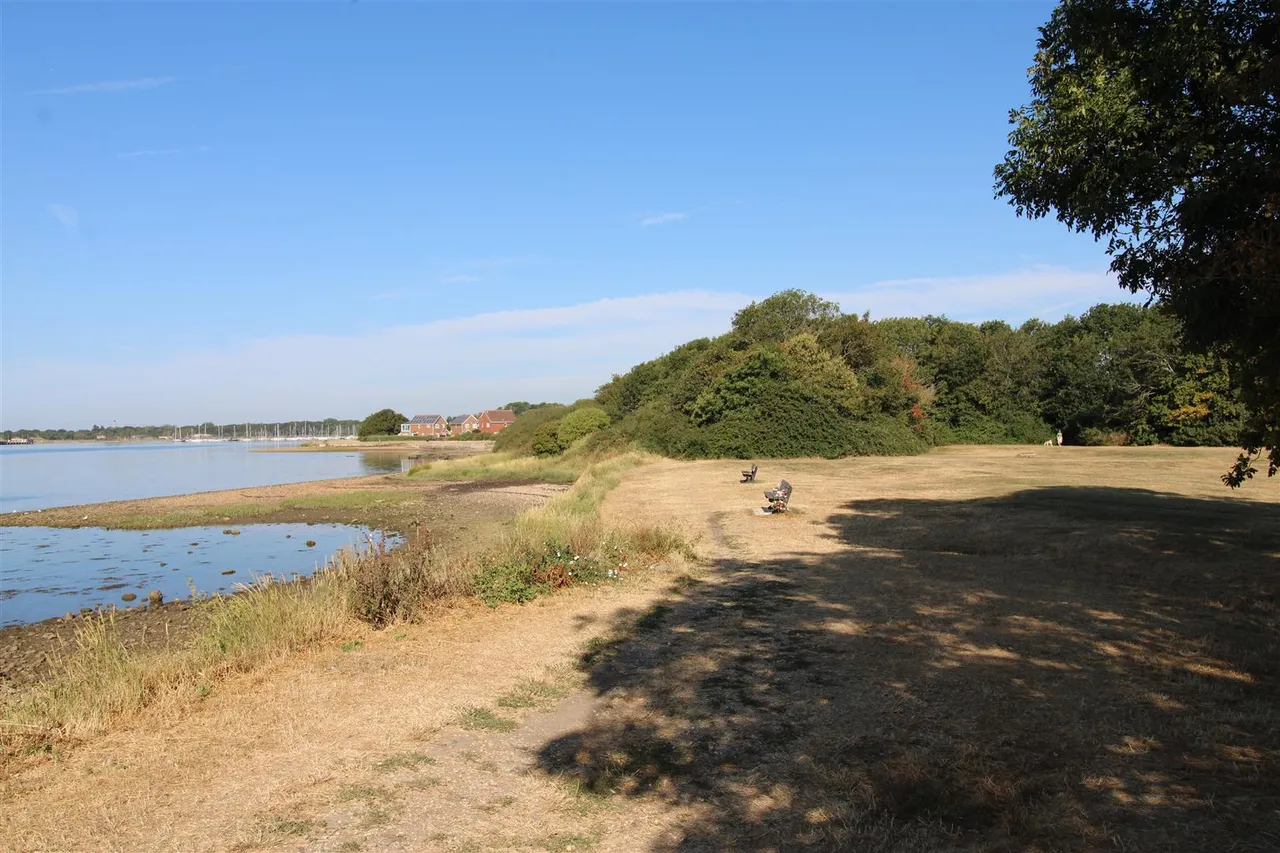 Windmill Grove, Portchester, photo 9