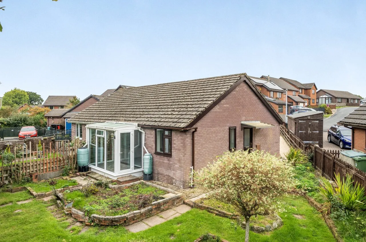 Goylands Close, Llandrindod Wells, LD1, photo 23