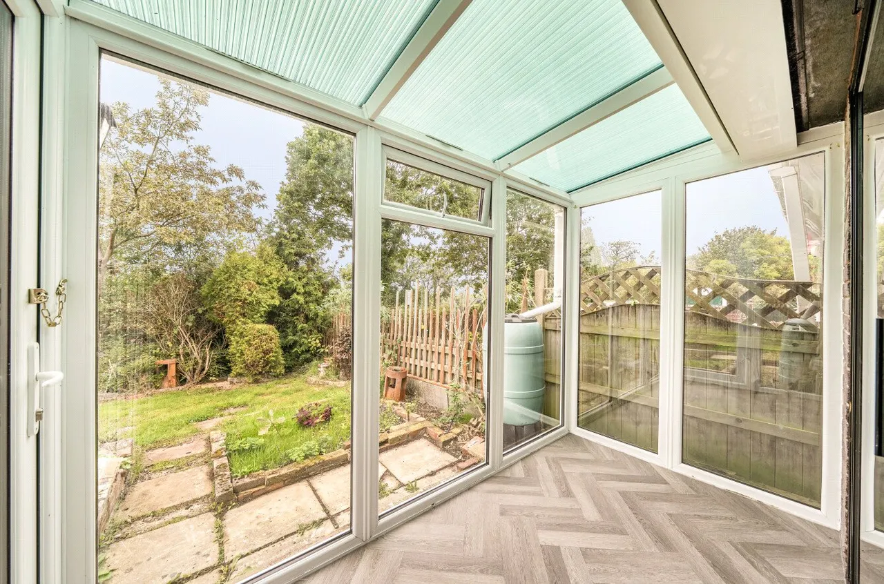Goylands Close, Llandrindod Wells, LD1, photo 4