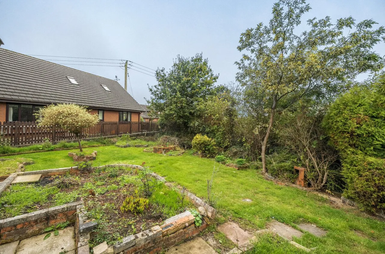 Goylands Close, Llandrindod Wells, LD1, photo 21