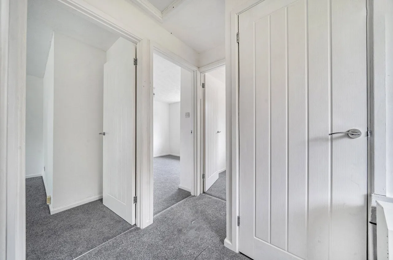 Goylands Close, Llandrindod Wells, LD1, photo 10