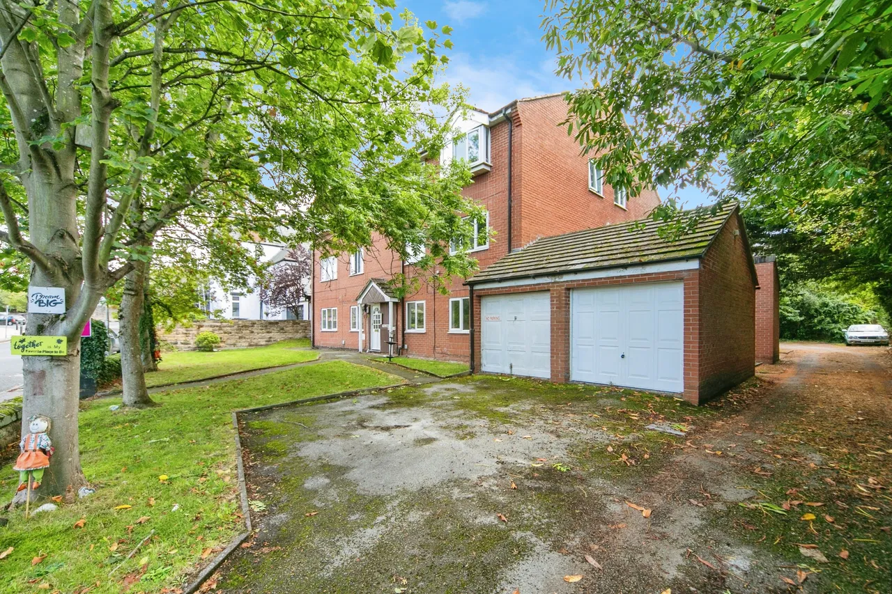Village Road, Oxton, CH43, photo 11