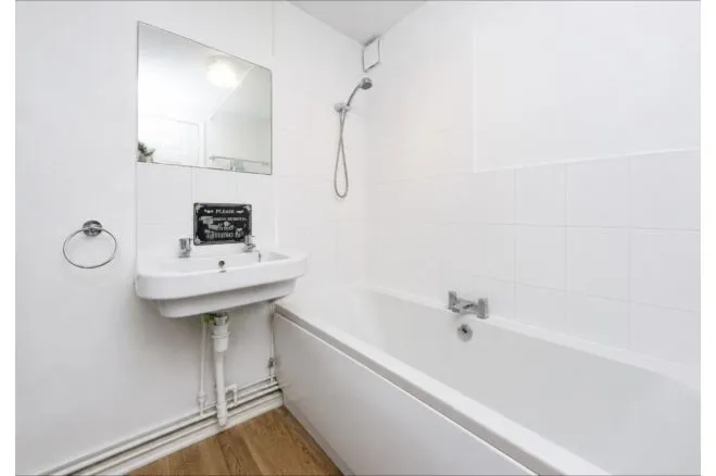 Village Road, Oxton, CH43, photo 8