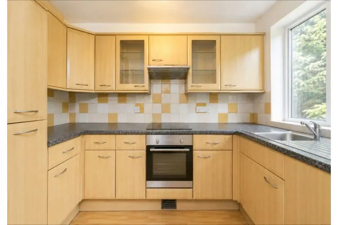 Village Road, Oxton, CH43, photo 2