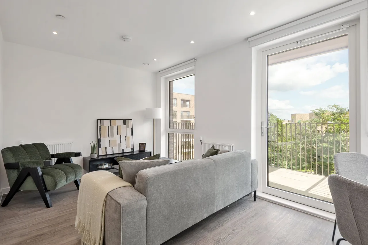 Busby House, Ridgeway Views, NW7, photo 6
