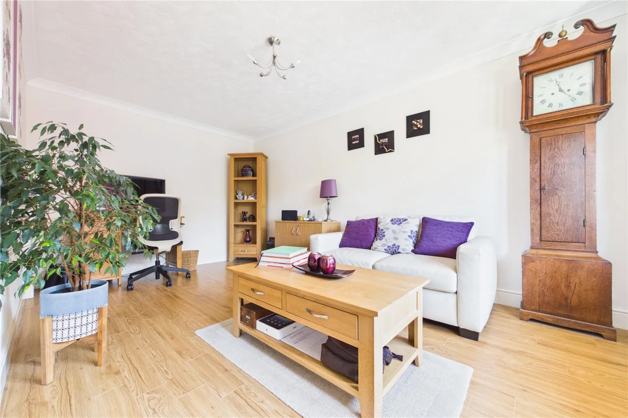 Apple Close, Tilehurst, RG31, photo 7