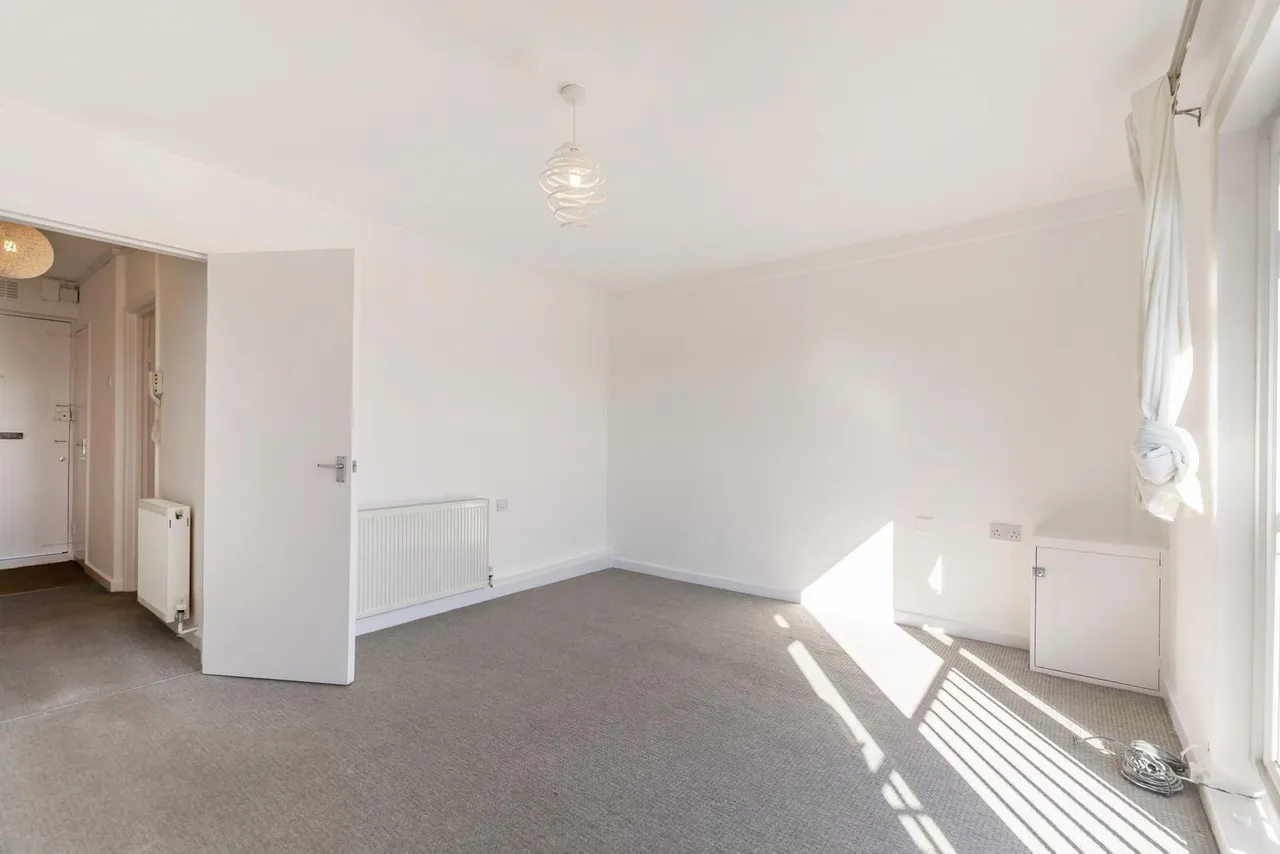 Violette Szabo House, West Norwood, SE27, photo 8