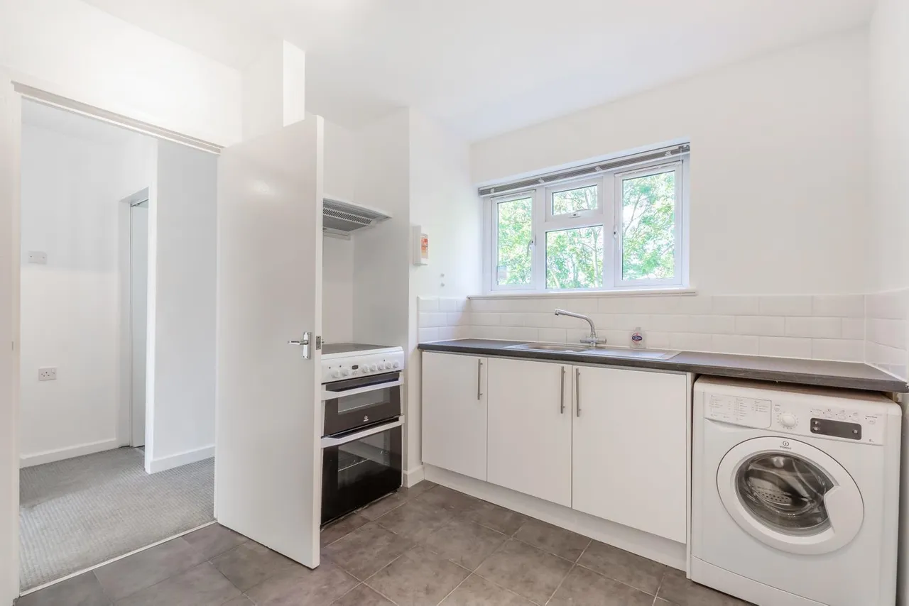 Violette Szabo House, West Norwood, SE27, photo 5