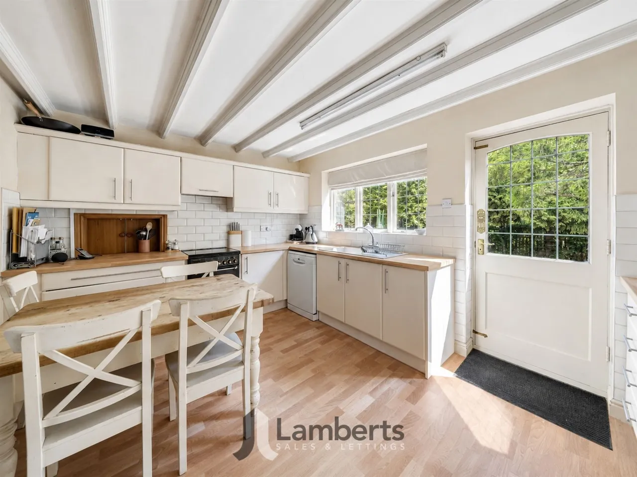 10 Riverside, Studley, photo 7