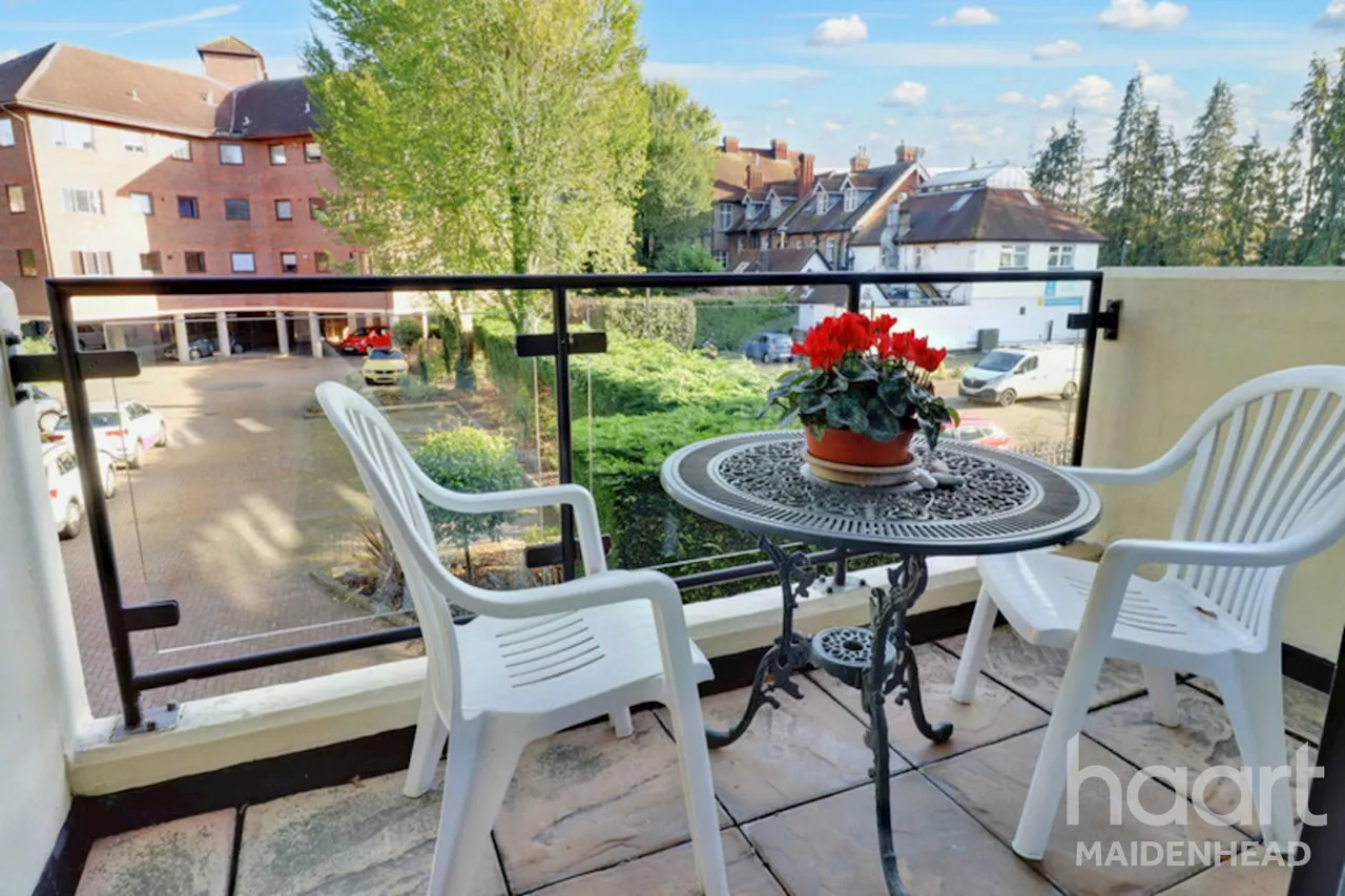 Ray Park Road, Maidenhead, SL6, photo 9