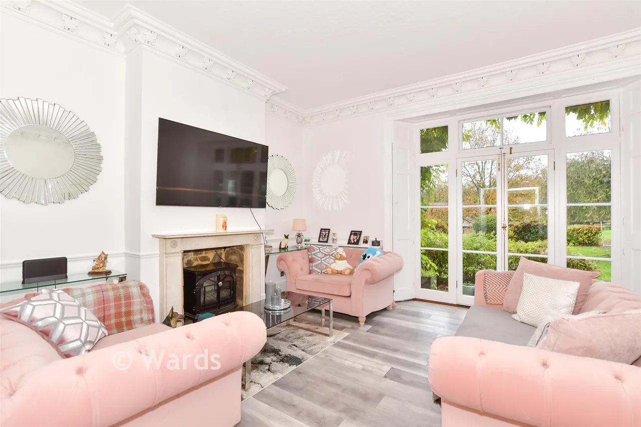 Old Parsonage Court, West Malling, ME19, photo 10