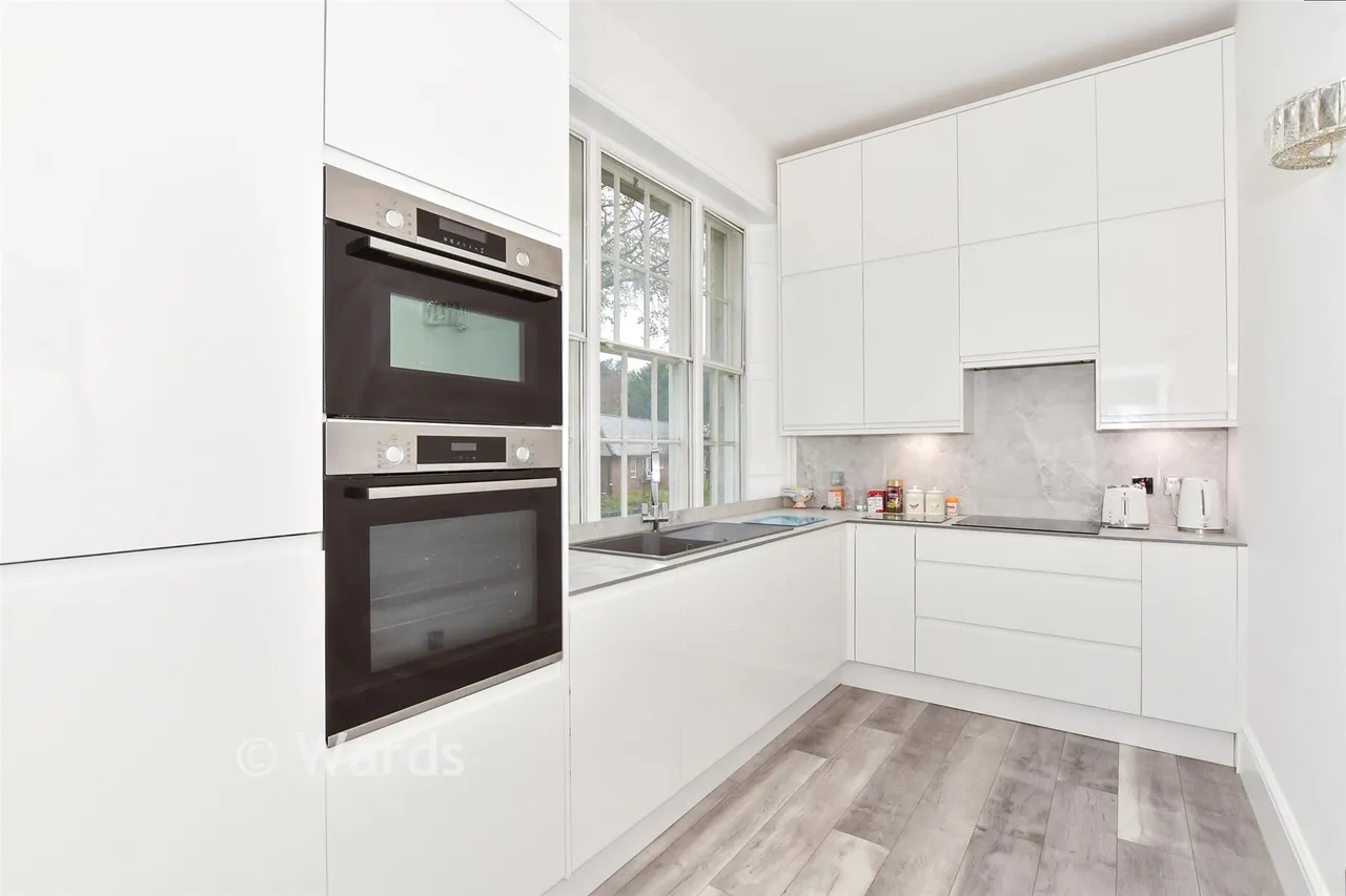Old Parsonage Court, West Malling, ME19, photo 11