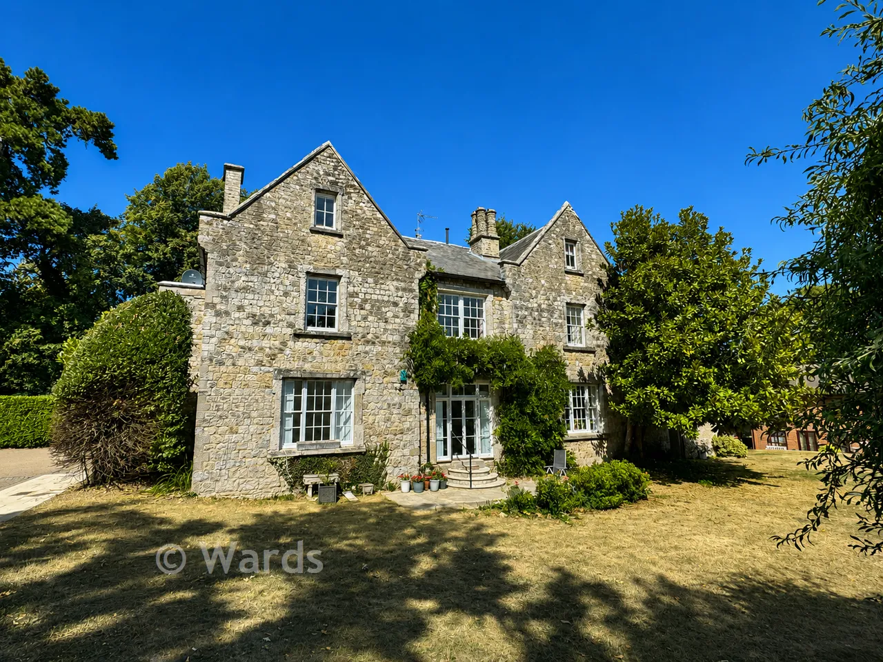 2 bed flat for sale, Old Parsonage Court, West Malling, ME19