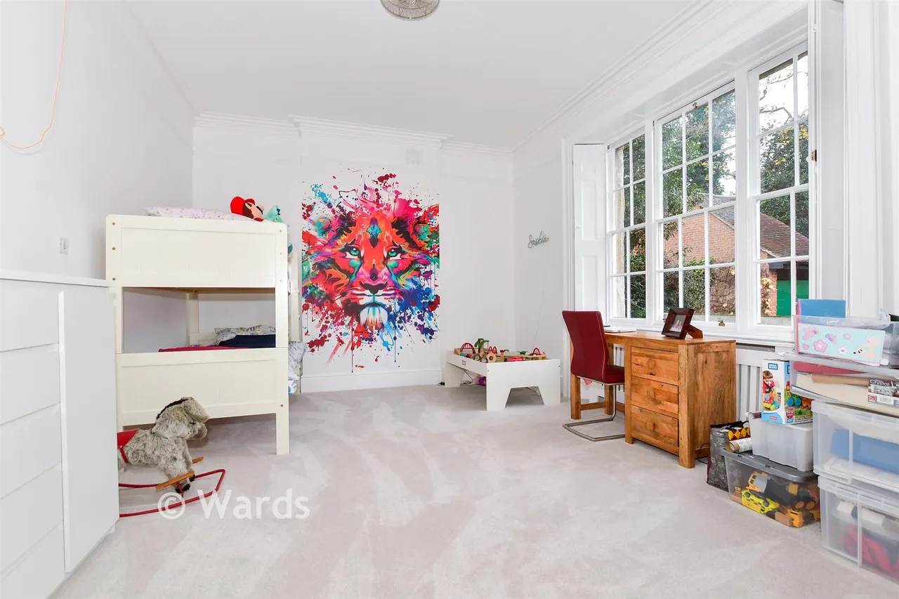 Old Parsonage Court, West Malling, ME19, photo 7