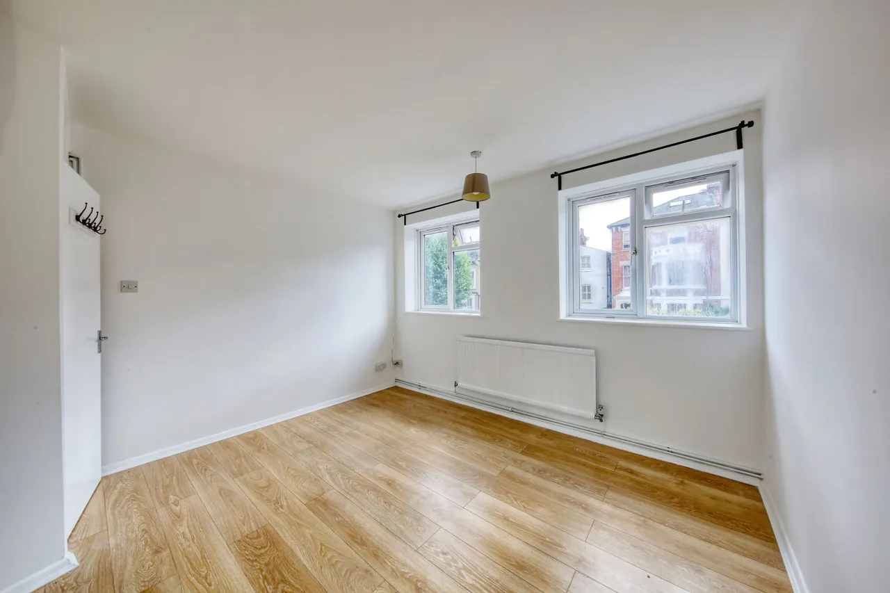 Rosehill Road, London, SW18 2NX, photo 8
