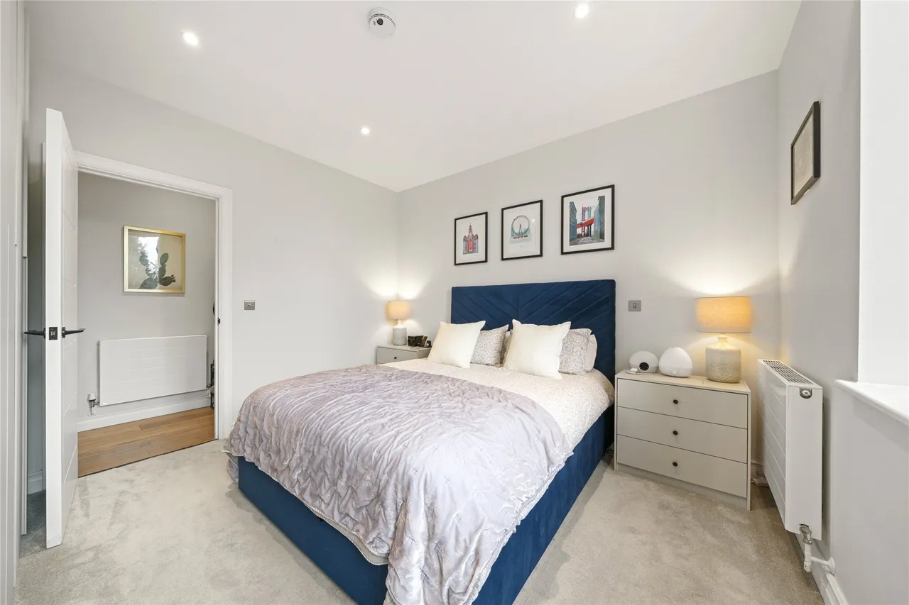 Littleworth Road, Esher, Surrey, KT10, photo 11