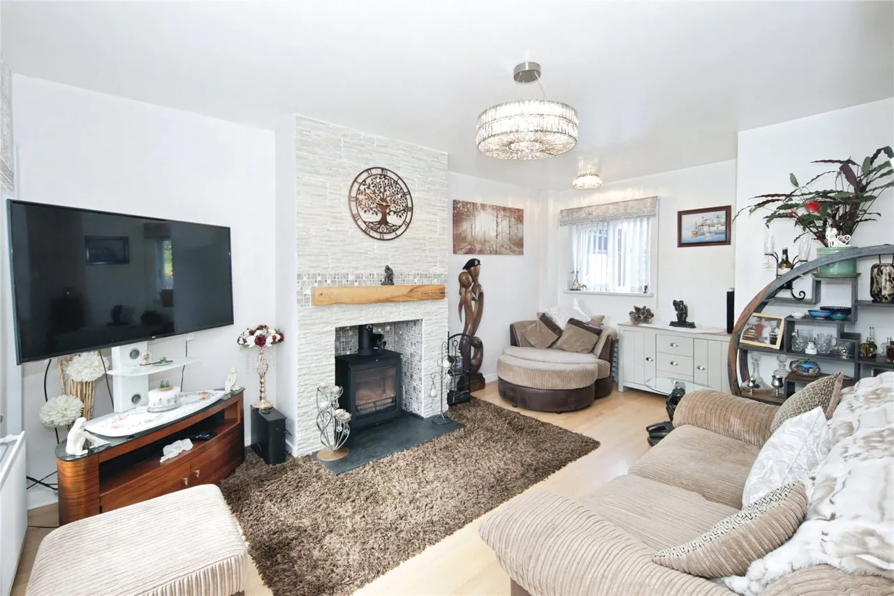 The Crescent, Baddesley Ensor, Atherstone, Warwickshire, CV9, photo 2