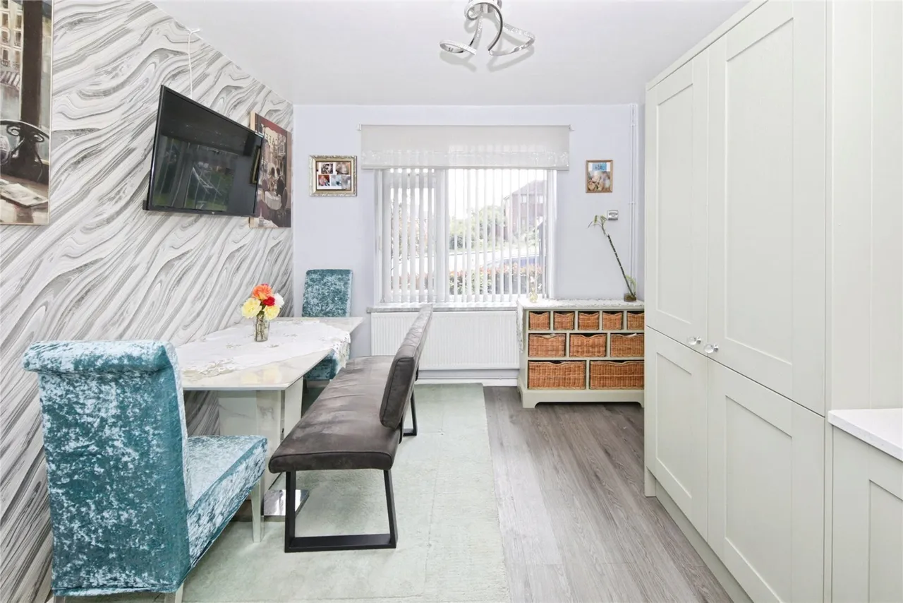 The Crescent, Baddesley Ensor, Atherstone, Warwickshire, CV9, photo 3