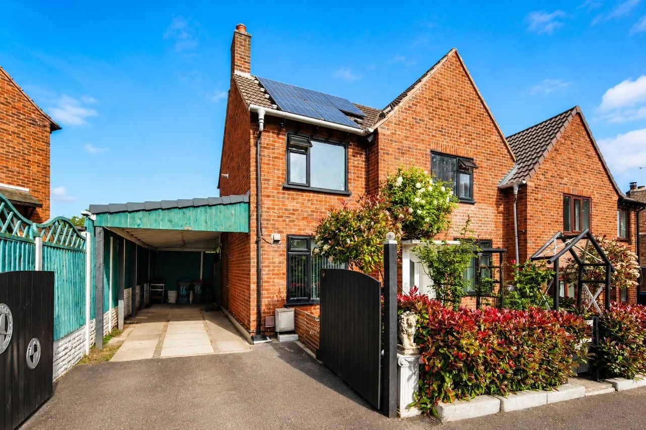 3 bed house for sale — The Crescent, Baddesley Ensor, Atherstone, Warwickshire, CV9