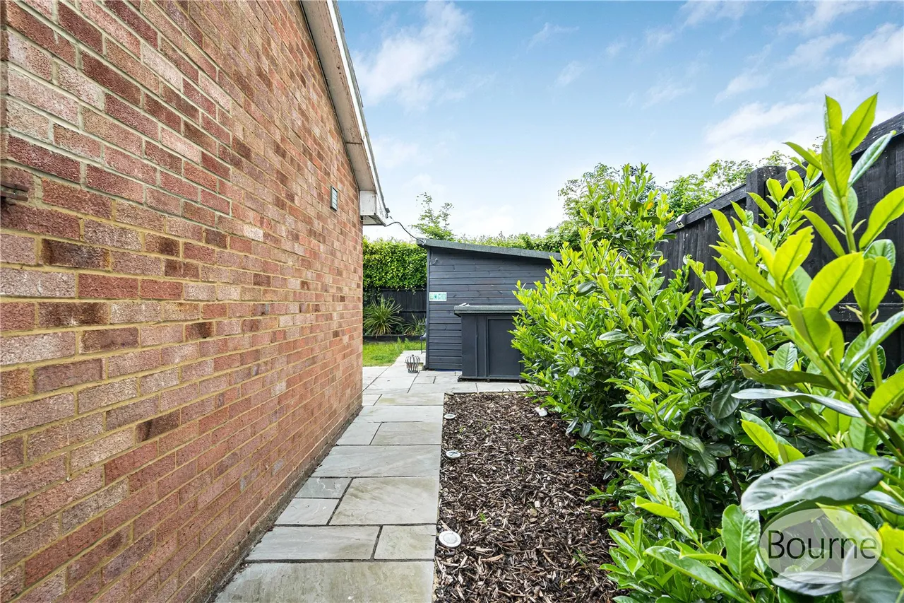 Silversmiths Way, Woking, GU21, photo 13