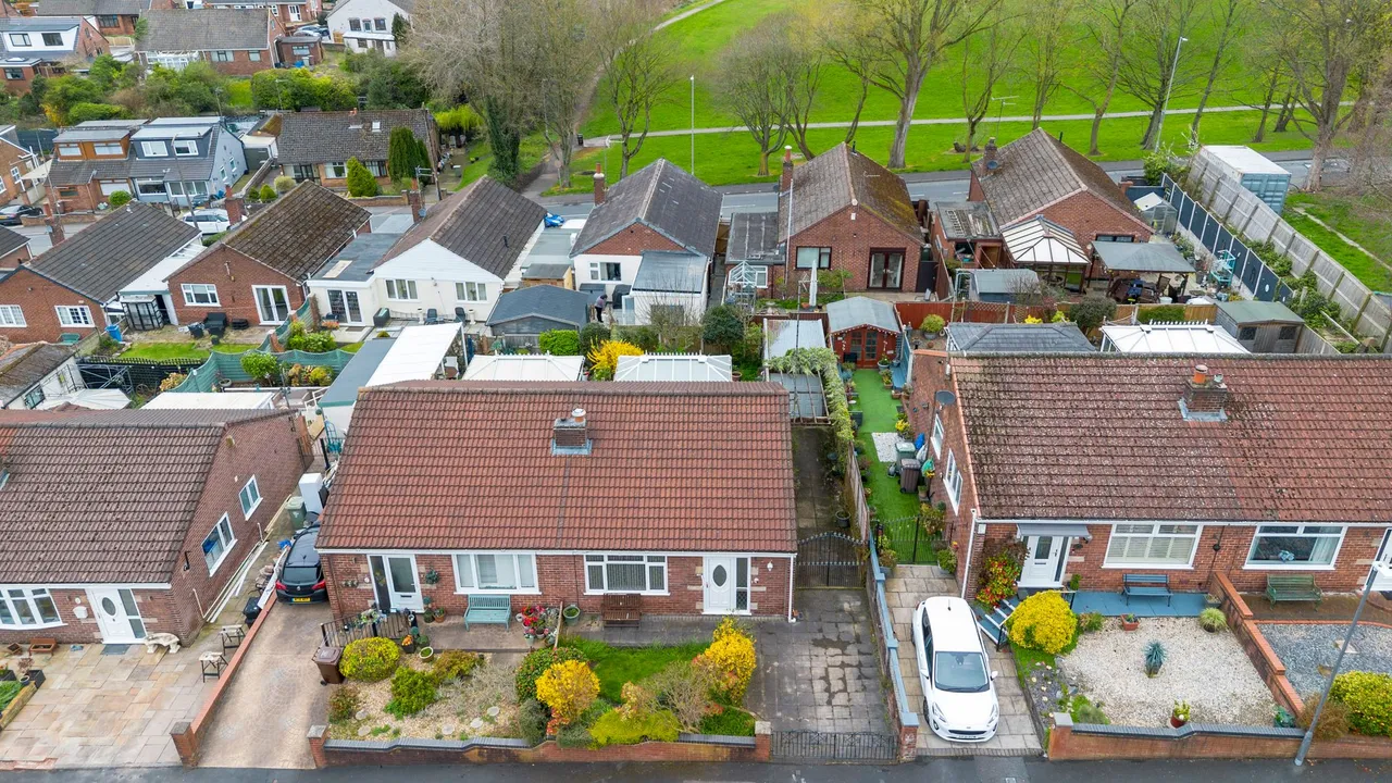 Hillside Avenue, Newton-Le-Willows, Newton-Le-Willows, WA12 9PD, photo 16