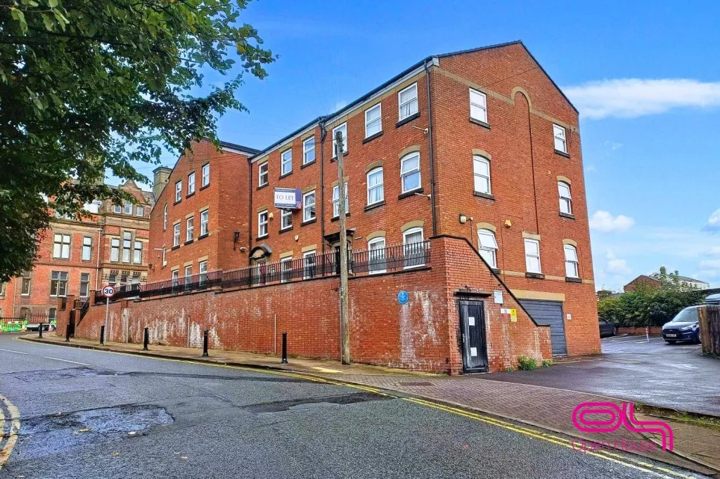 6 bed flat for sale, Fishergate, Preston, PR1